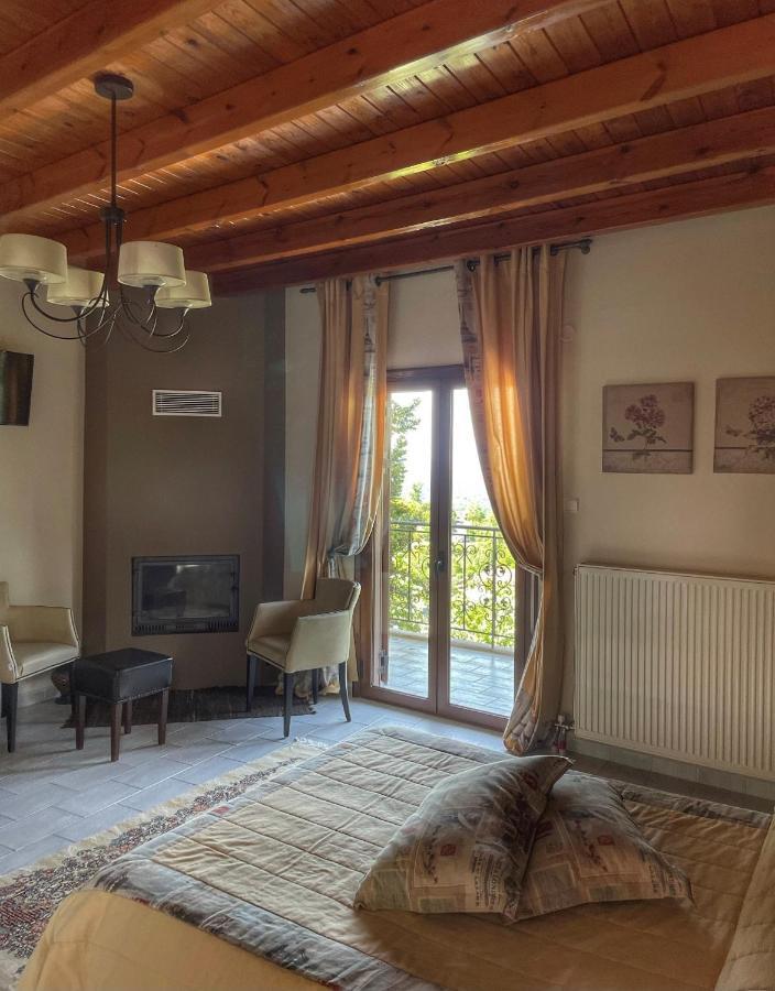 Xenonas Vasilikou Hotel Valtessiniko Exterior foto